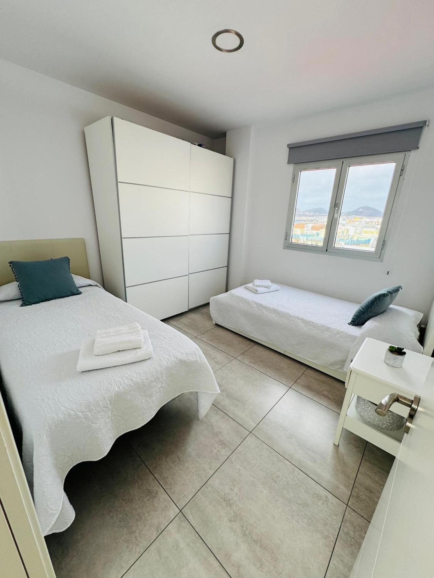 Apartamento Vistas Mar Playa Canteras Primera Linea Wifi *